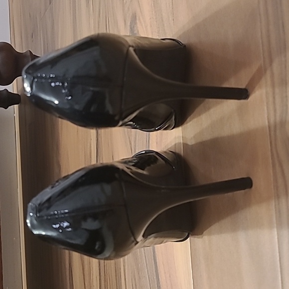 Wishbone collection stilettos - Picture 3 of 4